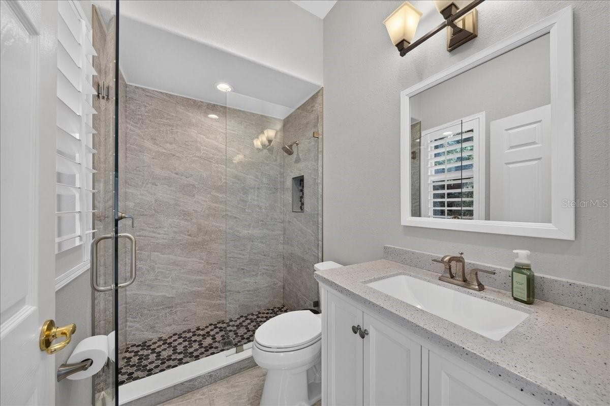 Single Family Residence at 9101 WOODRIDGE RUN DR, TAMPA, photo 30 of 100