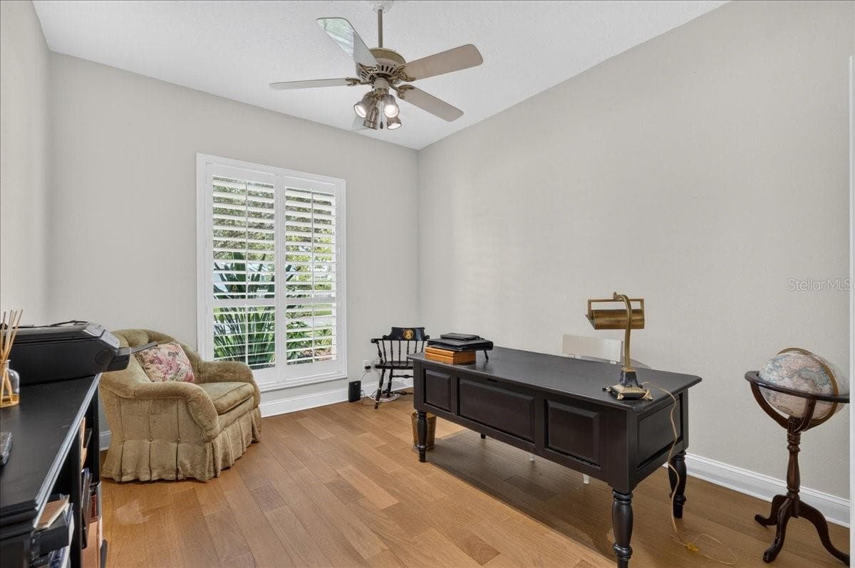 Single Family Residence at 9101 WOODRIDGE RUN DR, TAMPA, photo 31 of 100