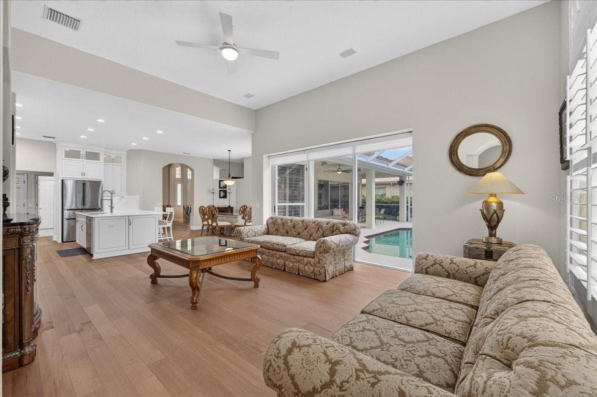 Single Family Residence at 9101 WOODRIDGE RUN DR, TAMPA, photo 61 of 100