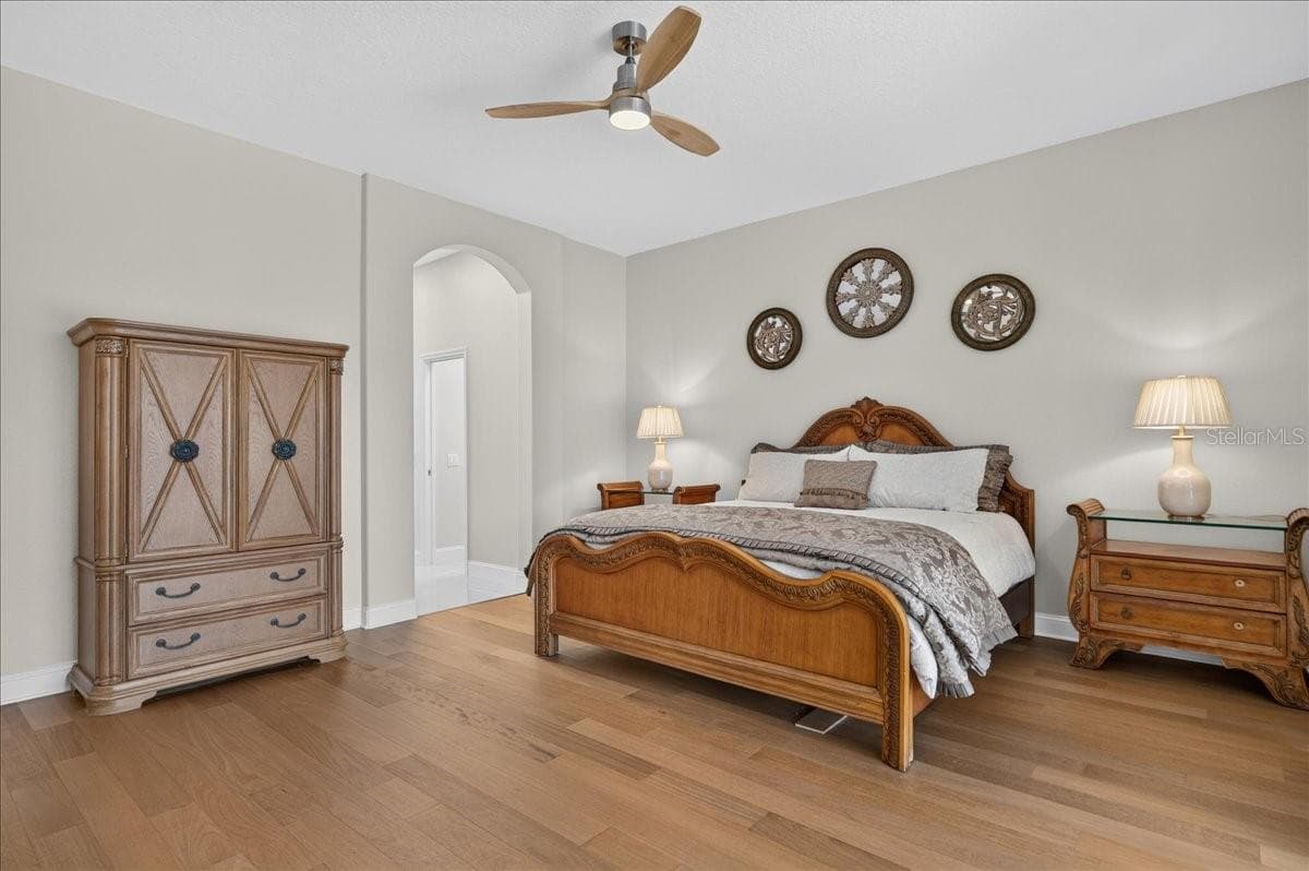 Single Family Residence at 9101 WOODRIDGE RUN DR, TAMPA, photo 63 of 100