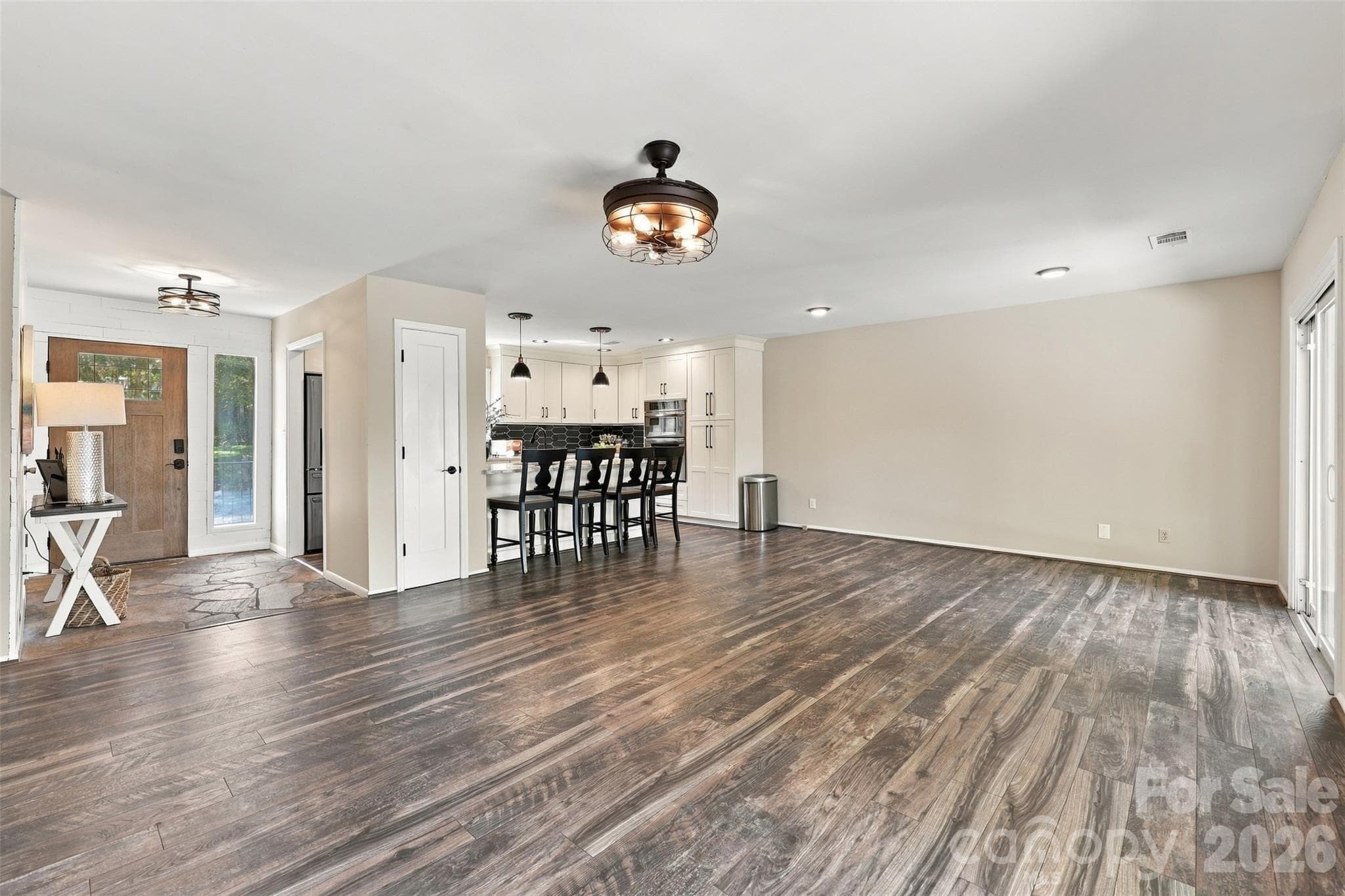 Family Room without staging - 9071 Tulagi Court, Tega Cay