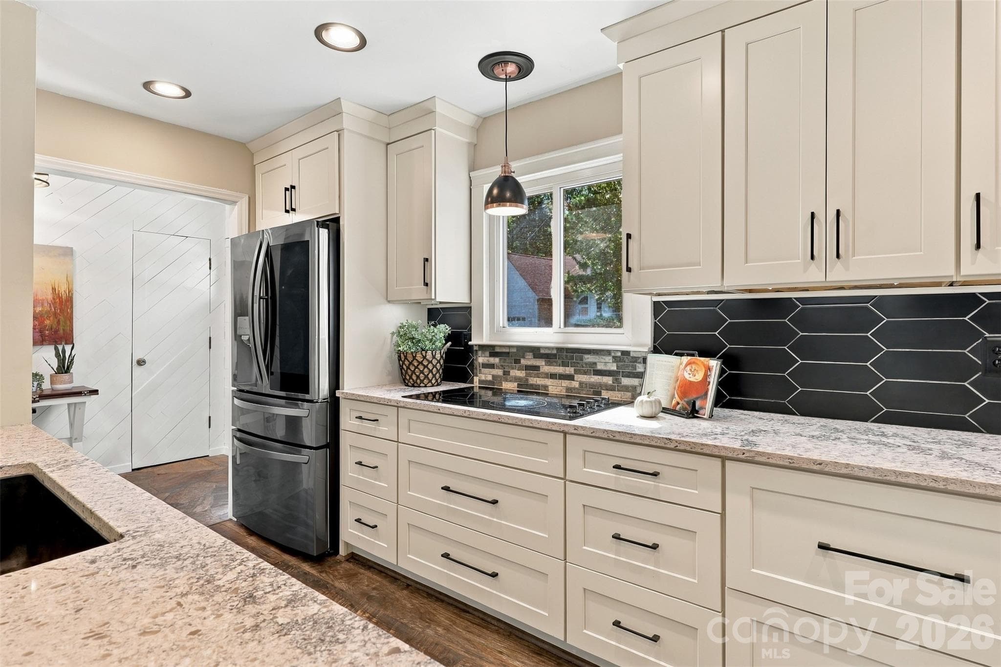 Single Family Residence at 9071 Tulagi Court, Tega Cay, photo 15 of 37