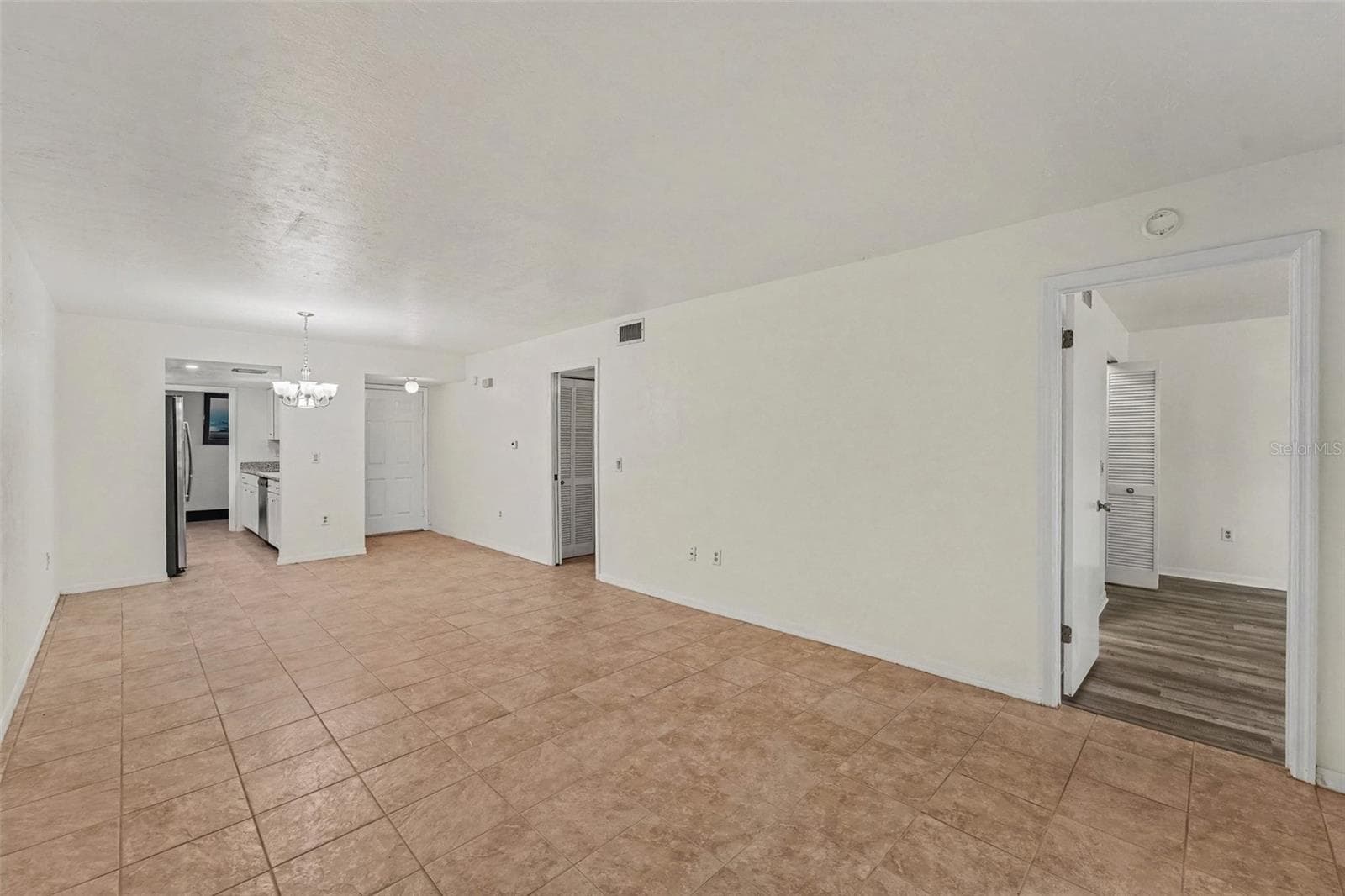 Living & Dining Room - 175 E HARTFORD ST #5A, HERNANDO