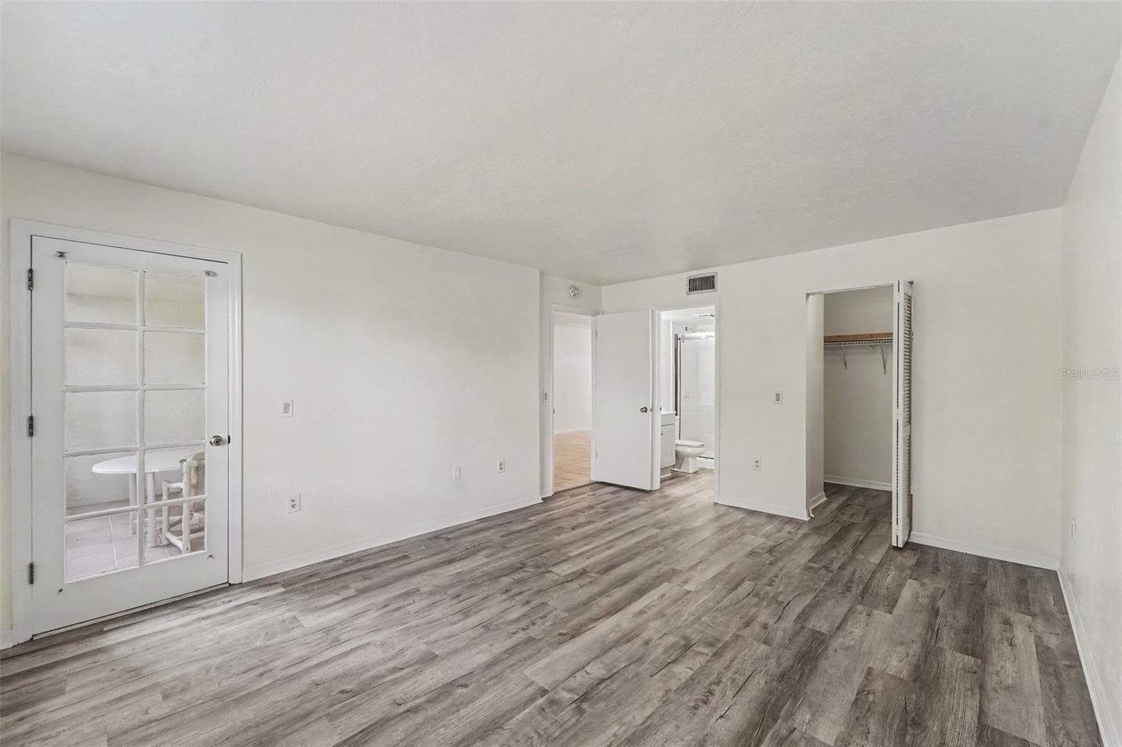 Master Bedroom - 175 E HARTFORD ST #5A, HERNANDO