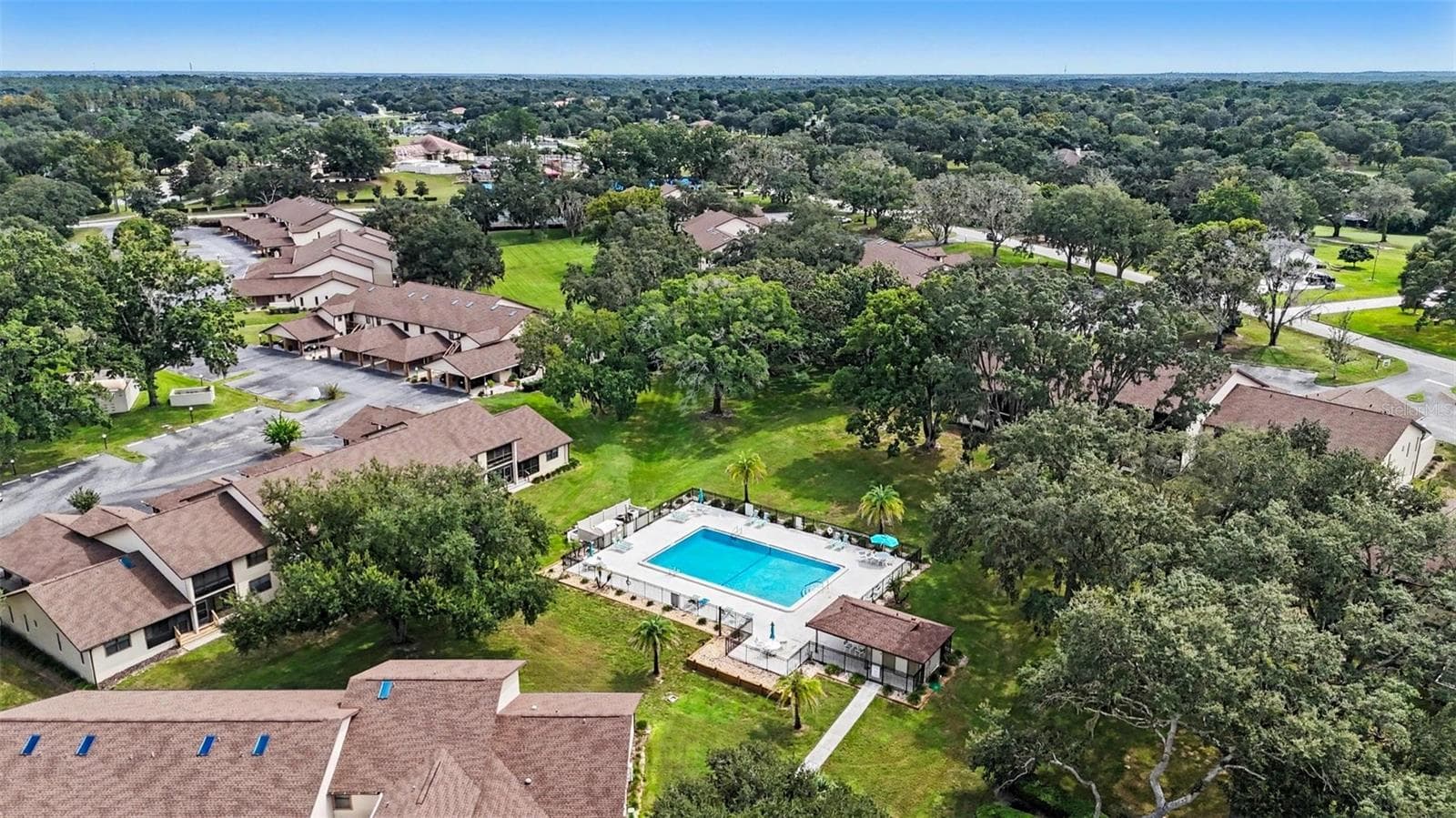 Community Pool - 175 E HARTFORD ST #5A, HERNANDO