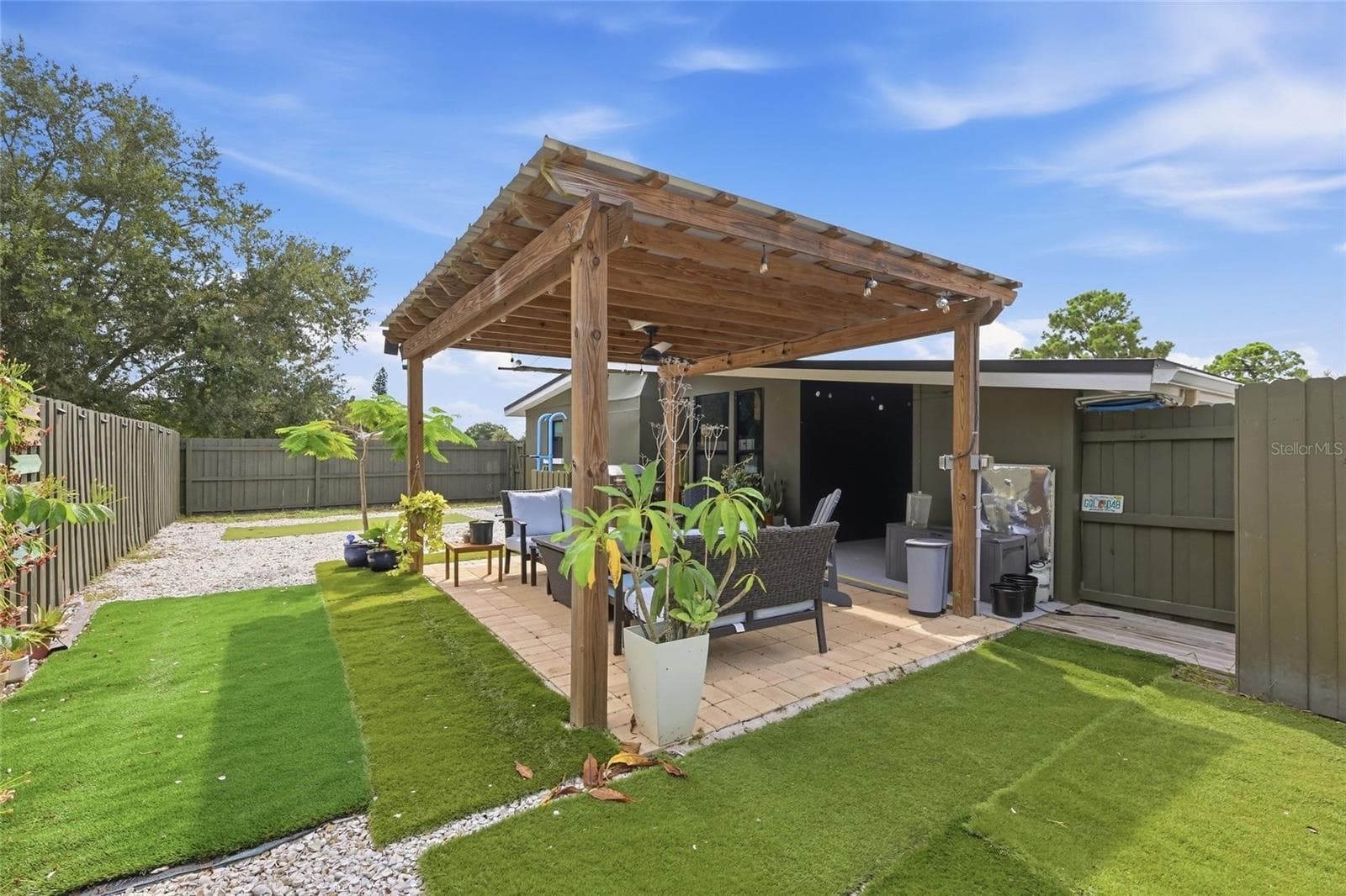 Private outdoor patio - 5055 LAHAINA DR, SARASOTA