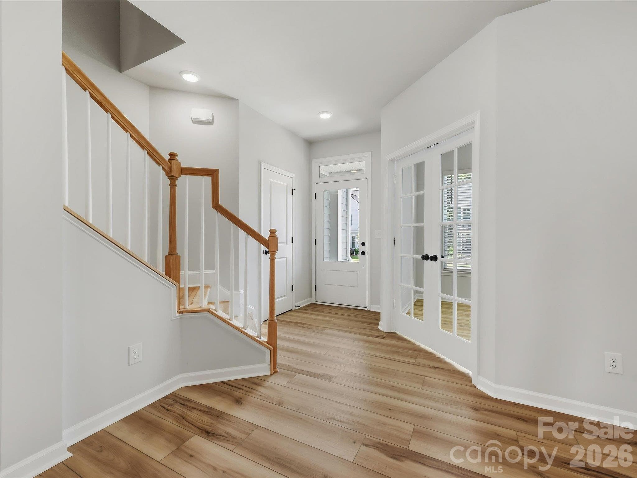 Townhouse at 10028 Mamillion Drive, Huntersville, photo 2 of 18
