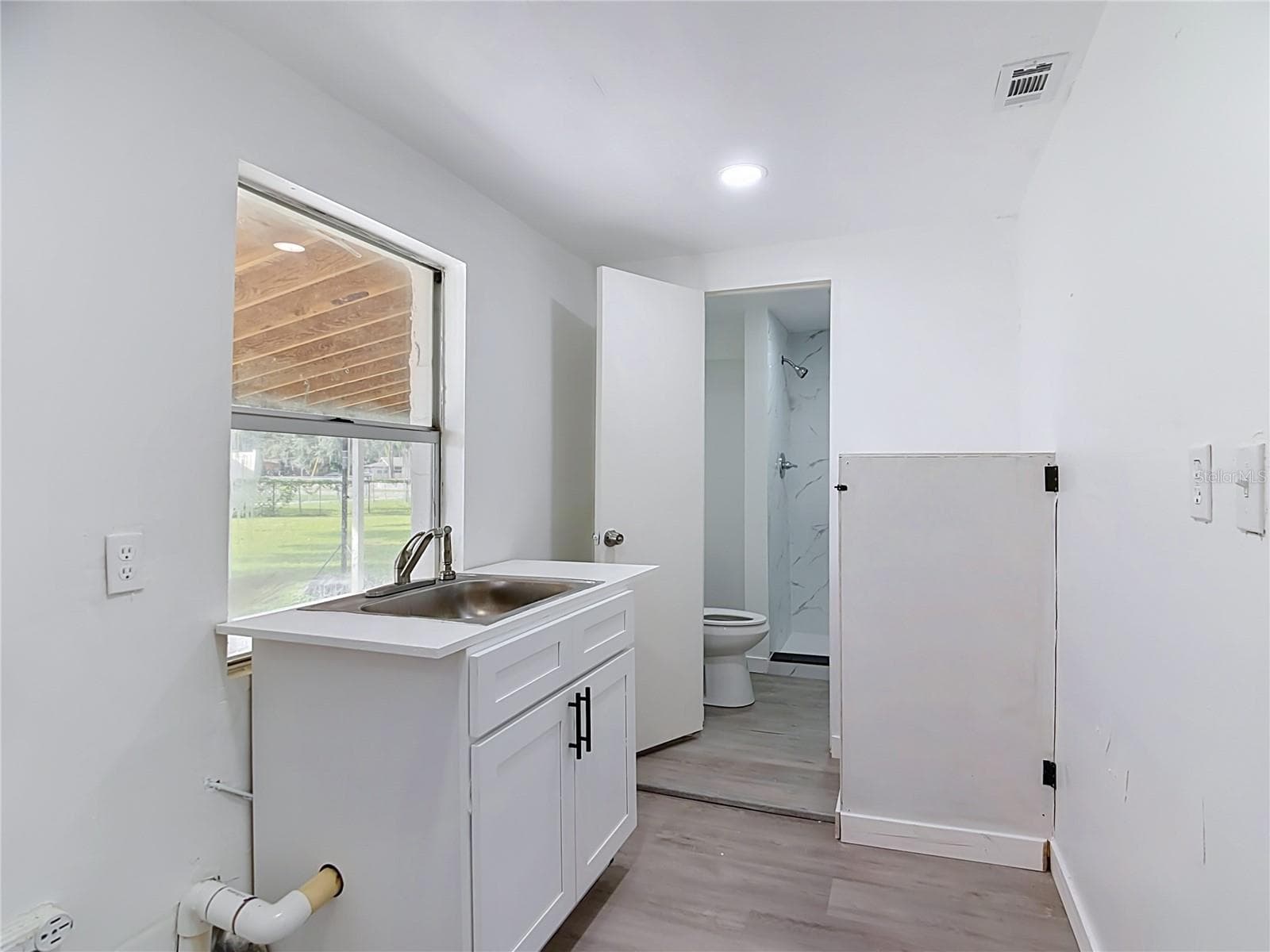 Single Family Residence at 709 CHESTNUT RD, AUBURNDALE, photo 28 of 48