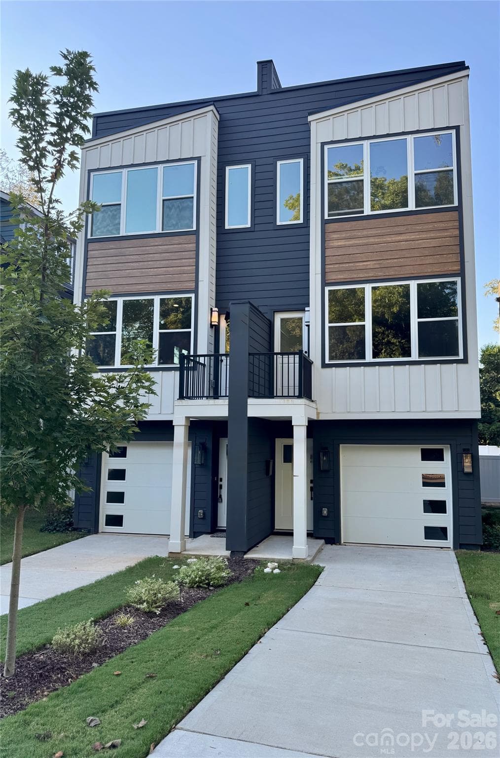 Condominium at Charlotte, photo 2 of 23
