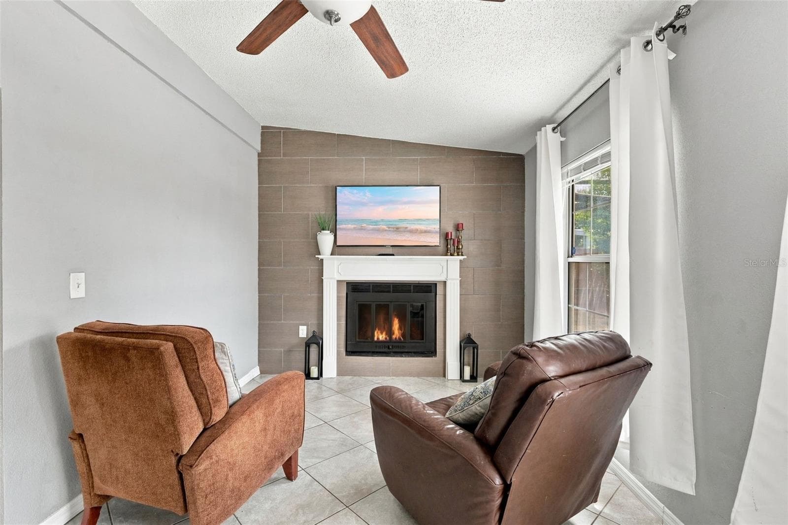 Single Family Residence at 1379 DANDELION DR, DELTONA, photo 16 of 36