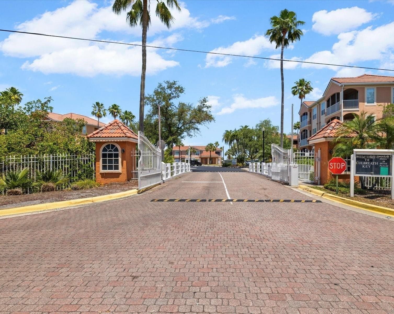 Condominium at 5000 CULBREATH KEY WAY #4-101, TAMPA, photo 41 of 41