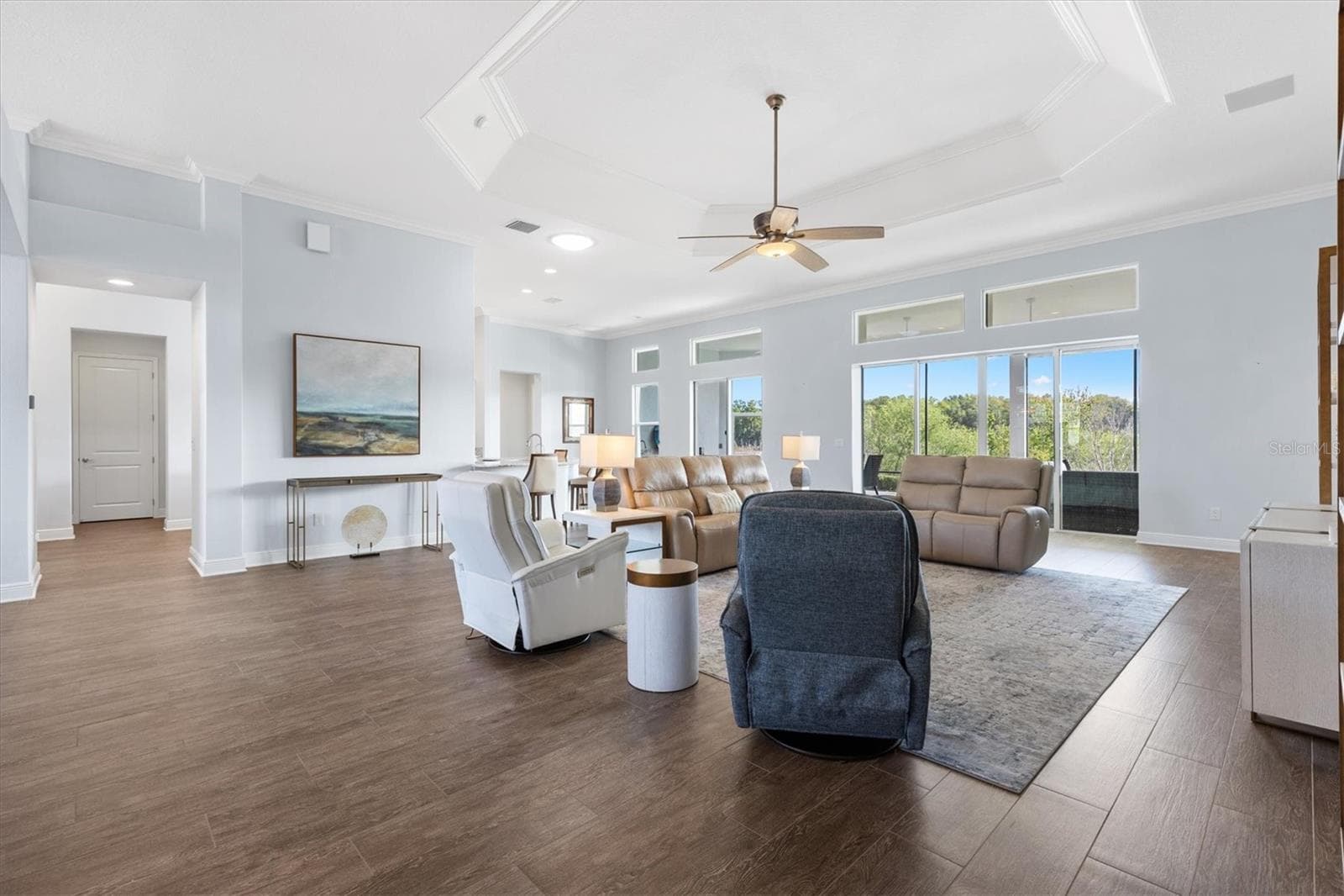 Single Family Residence at 683 KRIETEMEYER PATH, THE VILLAGES, photo 11 of 53