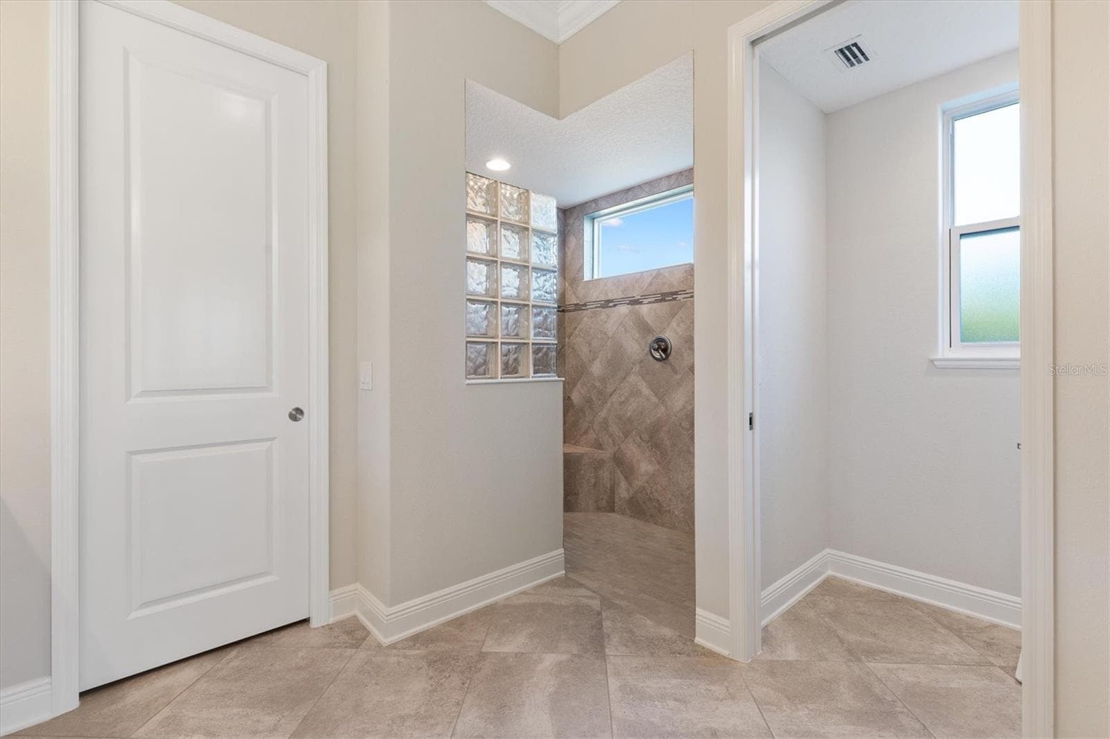 Single Family Residence at 683 KRIETEMEYER PATH, THE VILLAGES, photo 22 of 53