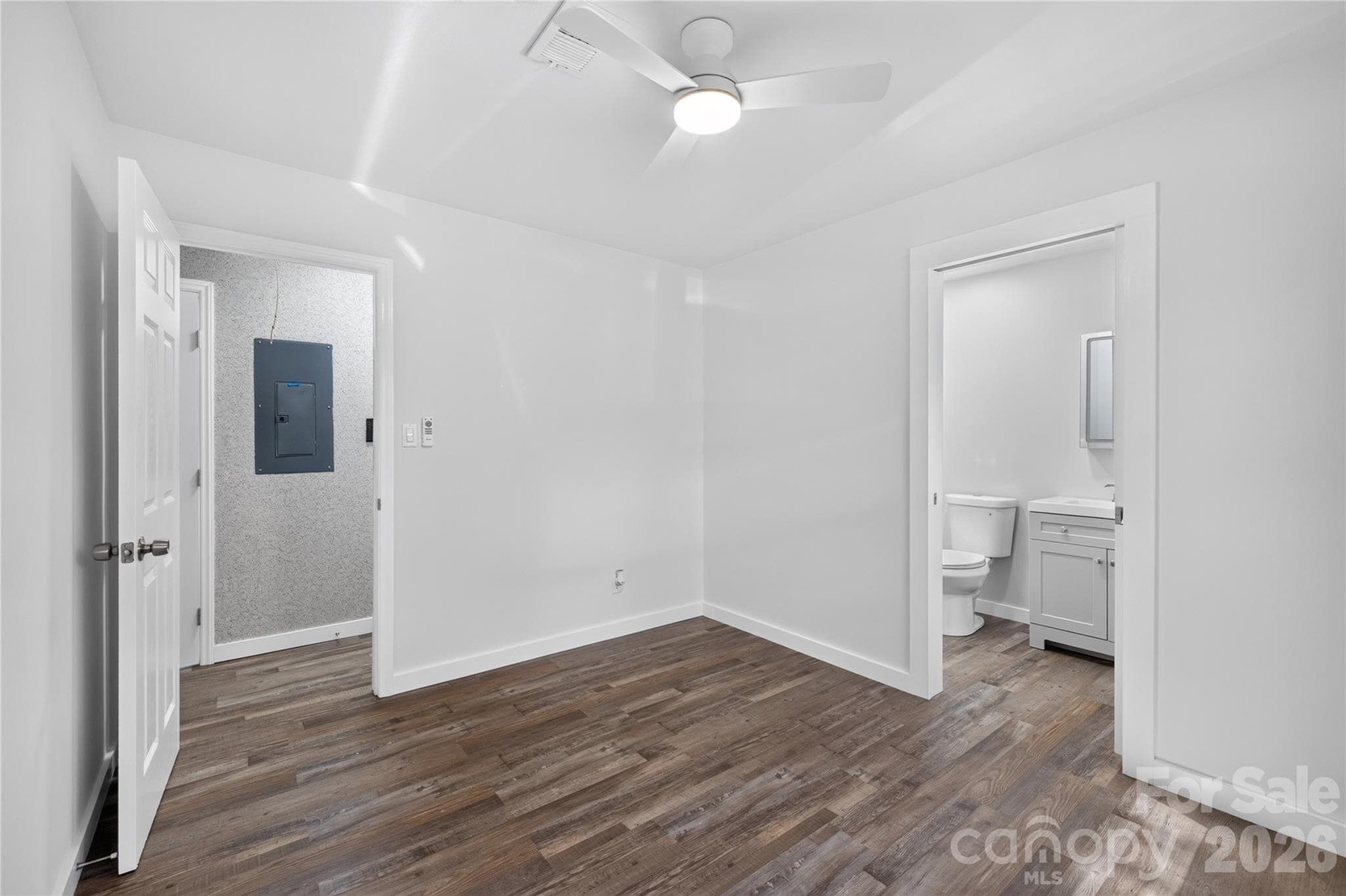 Single Family Residence at 427 Clinton Avenue, Lancaster, photo 14 of 33
