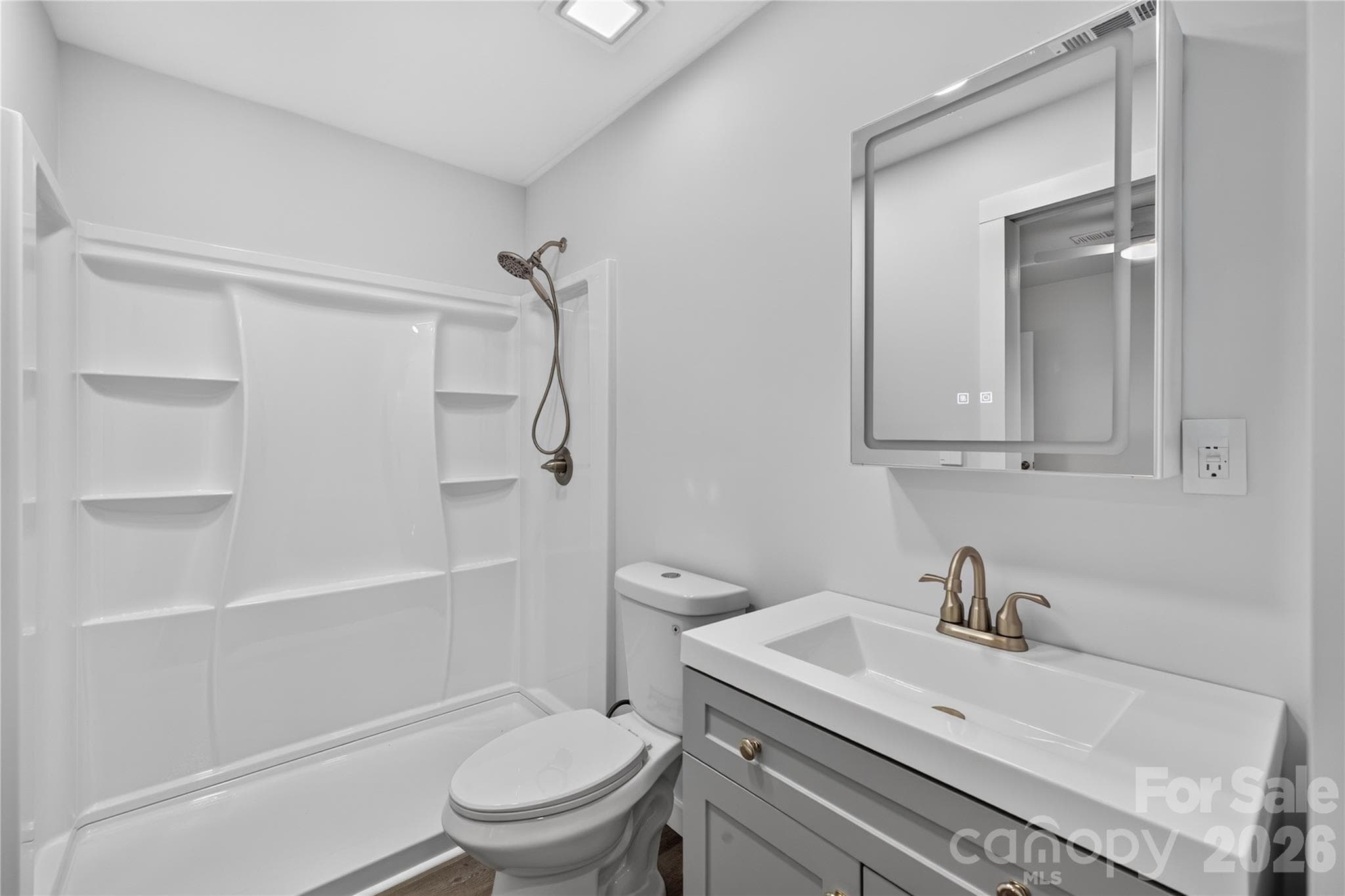 Single Family Residence at 427 Clinton Avenue, Lancaster, photo 16 of 33