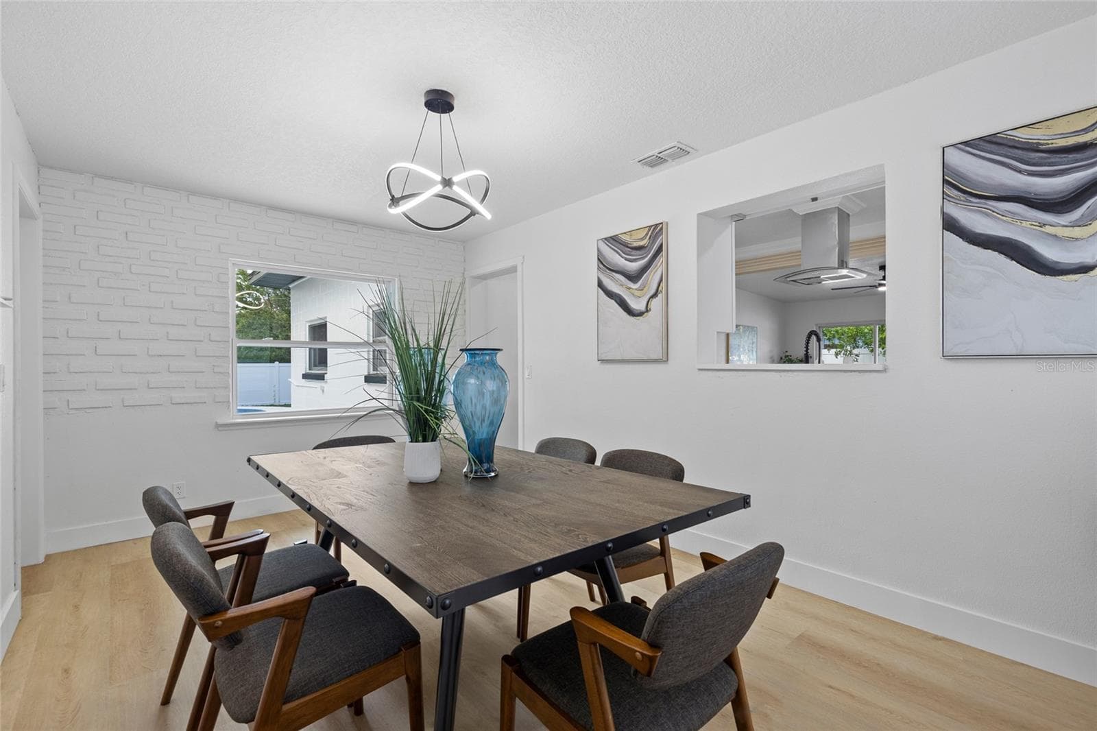 Single Family Residence at 1624 BALTIMORE DR, ORLANDO, photo 7 of 21