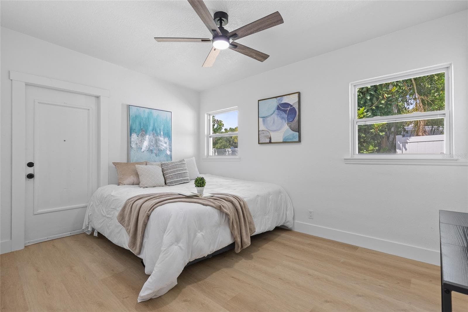 Single Family Residence at 1624 BALTIMORE DR, ORLANDO, photo 8 of 21