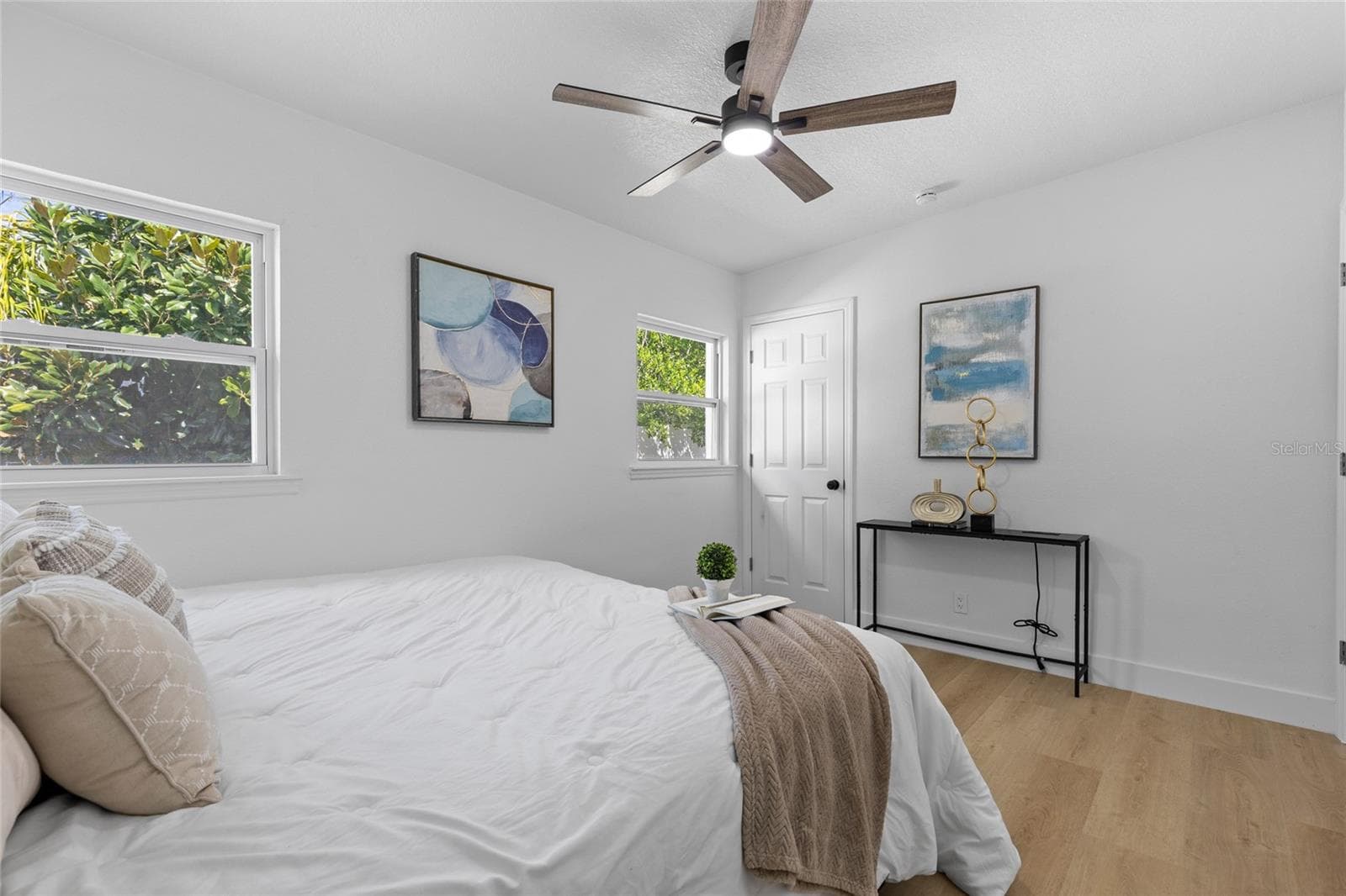 Single Family Residence at 1624 BALTIMORE DR, ORLANDO, photo 9 of 21