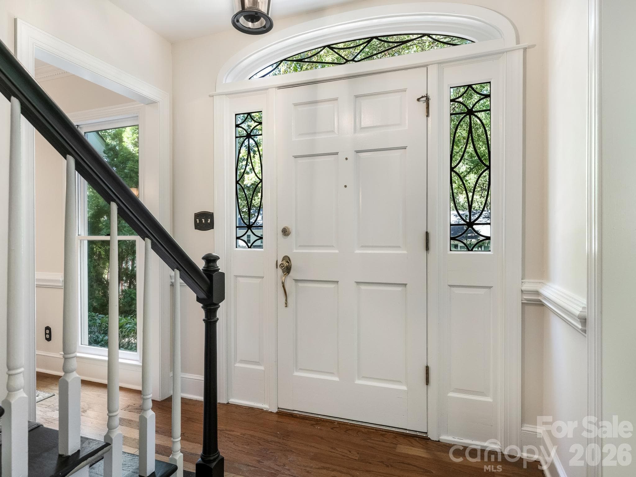 Single Family Residence at 9301 Hanover South Trail, Charlotte, photo 3 of 39