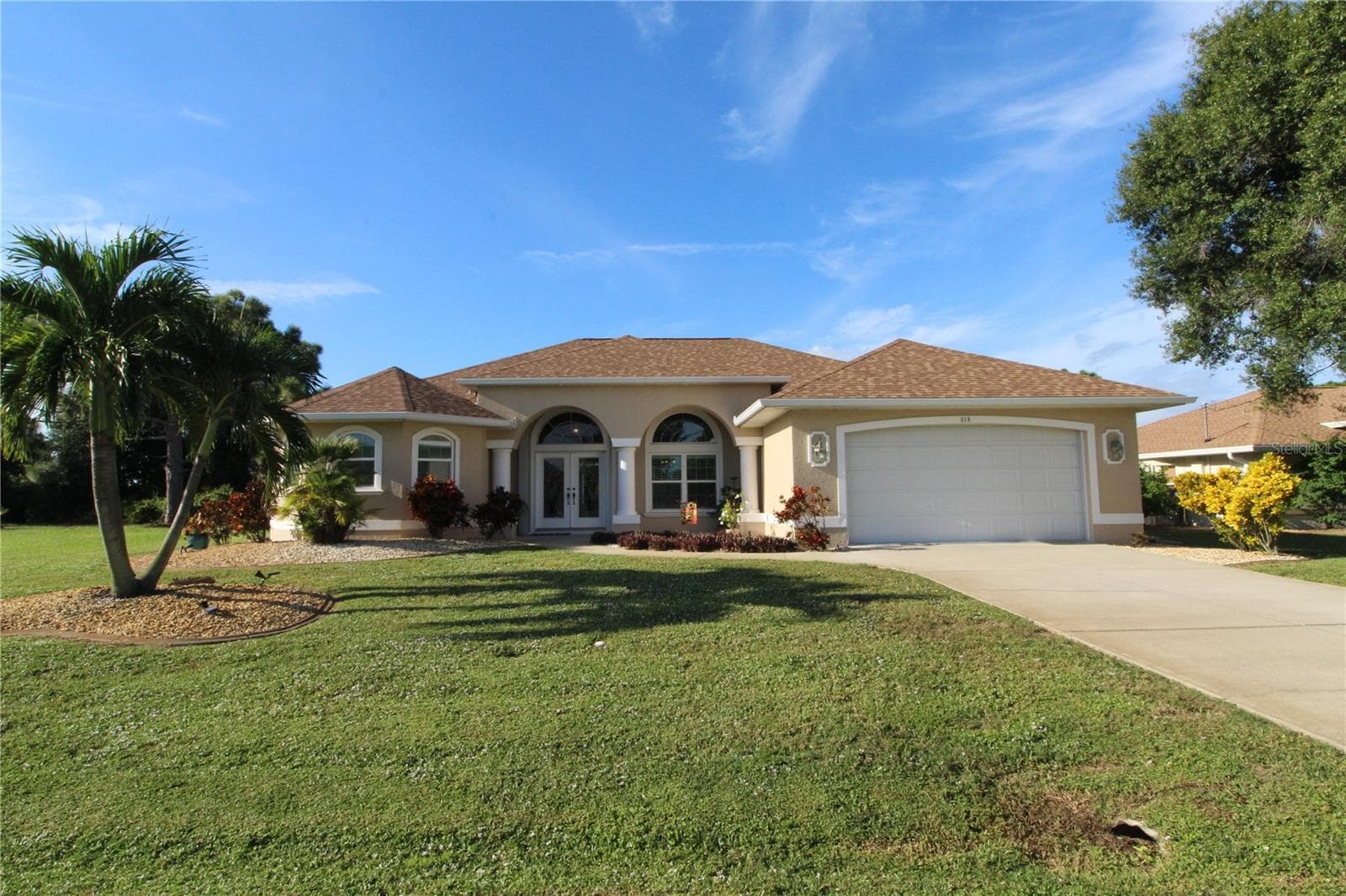 614 ROTONDA CIR