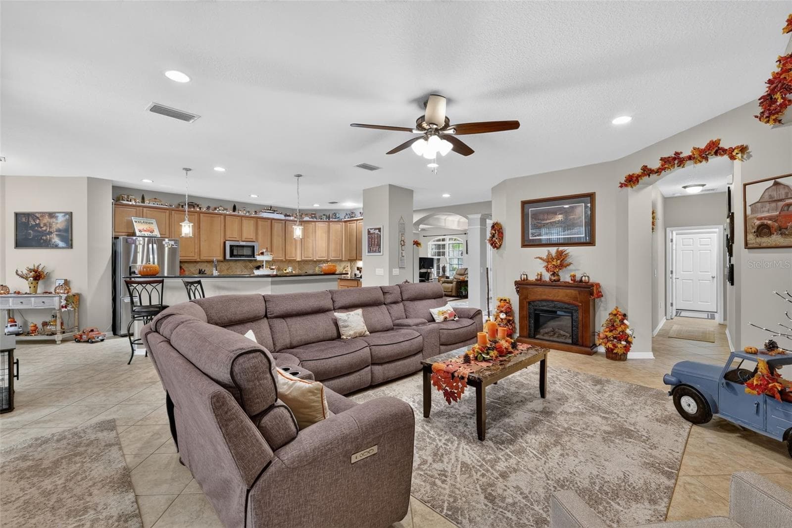 Single Family Residence at 1109 HARMONY LN, CLERMONT, photo 8 of 53