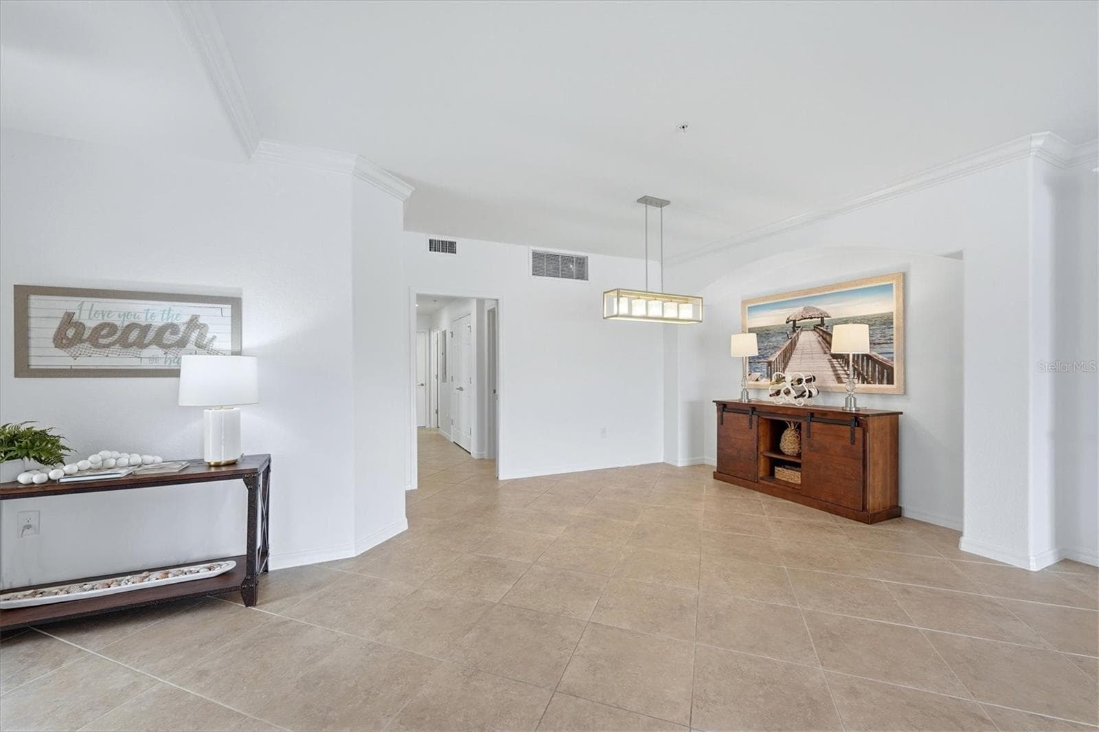 Living Room - 20181 RAGAZZA CIR #102, VENICE