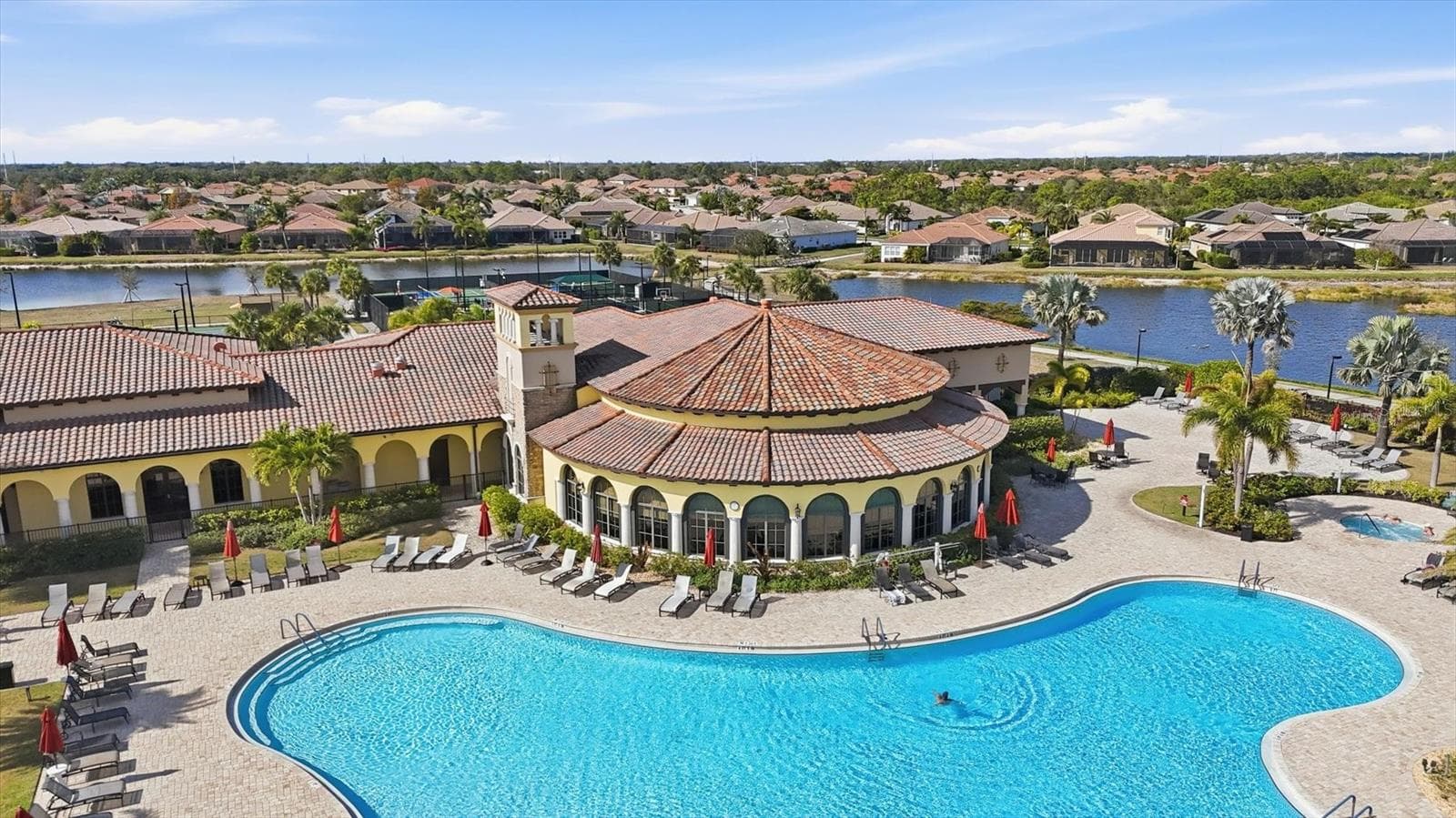 Clubhouse/Community Pool - 20181 RAGAZZA CIR #102, VENICE