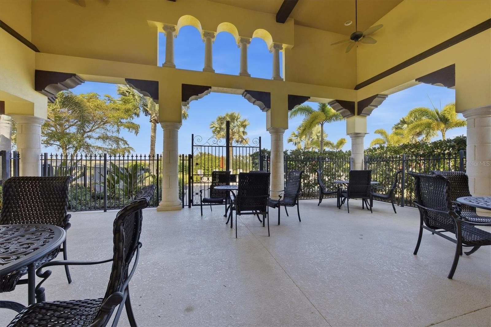 Clubhouse - 20181 RAGAZZA CIR #102, VENICE