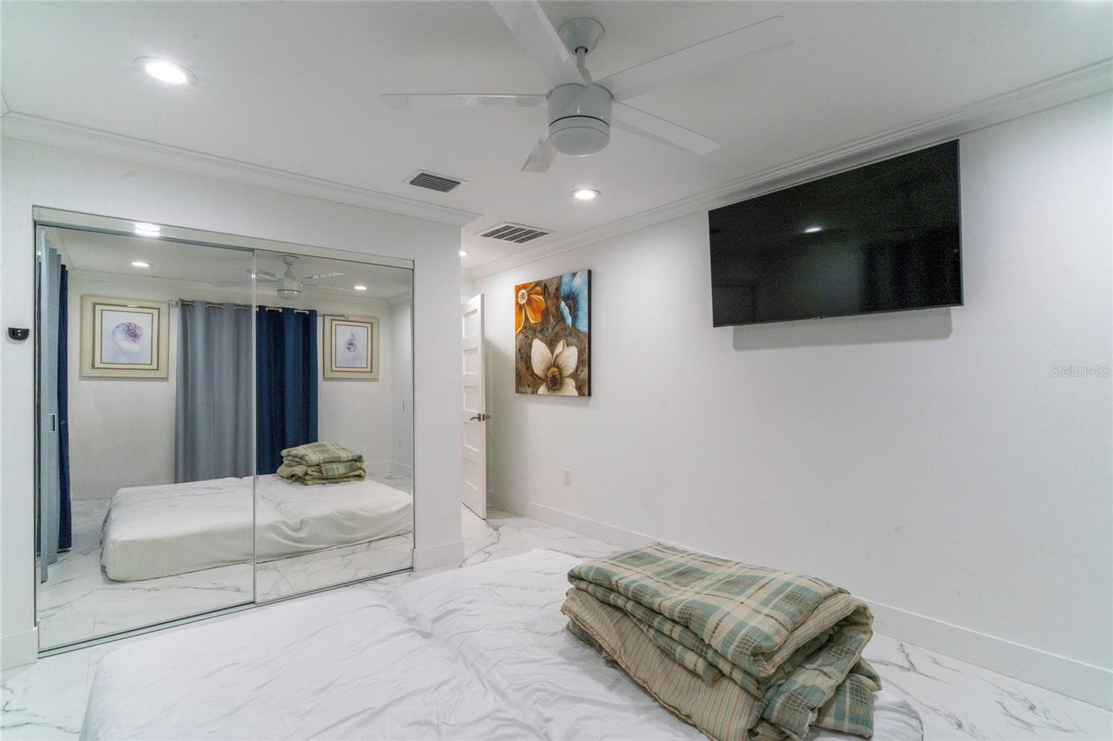 Single Family Residence at 320 HARBOR PSGE, CLEARWATER, photo 24 of 80