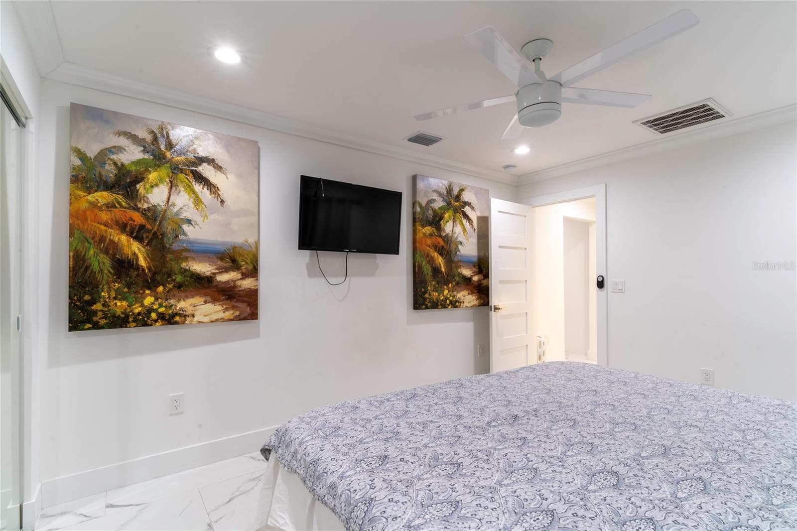 Single Family Residence at 320 HARBOR PSGE, CLEARWATER, photo 36 of 80