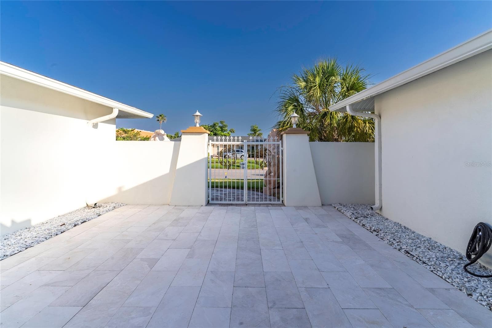 Single Family Residence at 320 HARBOR PSGE, CLEARWATER, photo 42 of 80