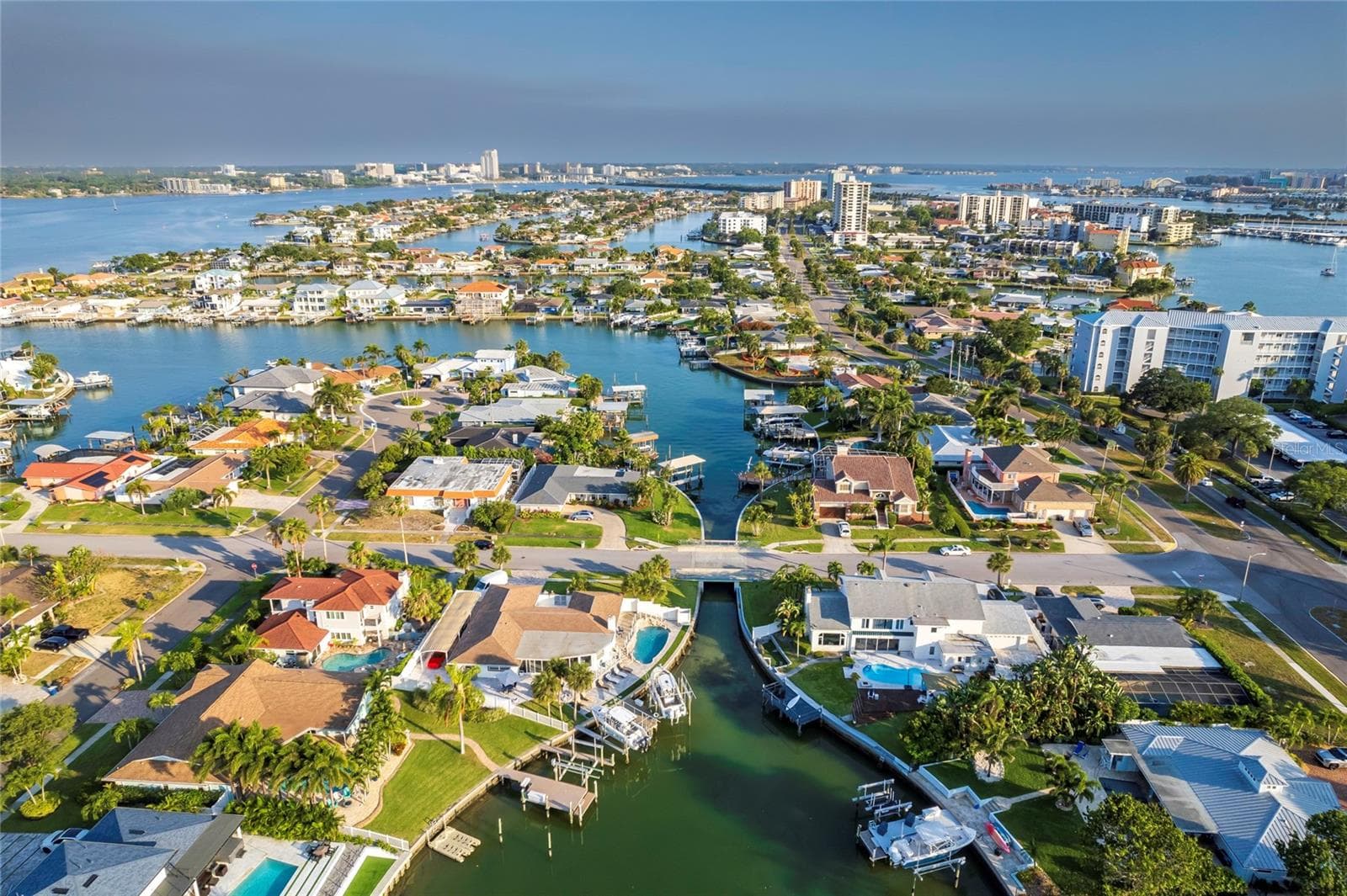 Single Family Residence at 320 HARBOR PSGE, CLEARWATER, photo 75 of 80