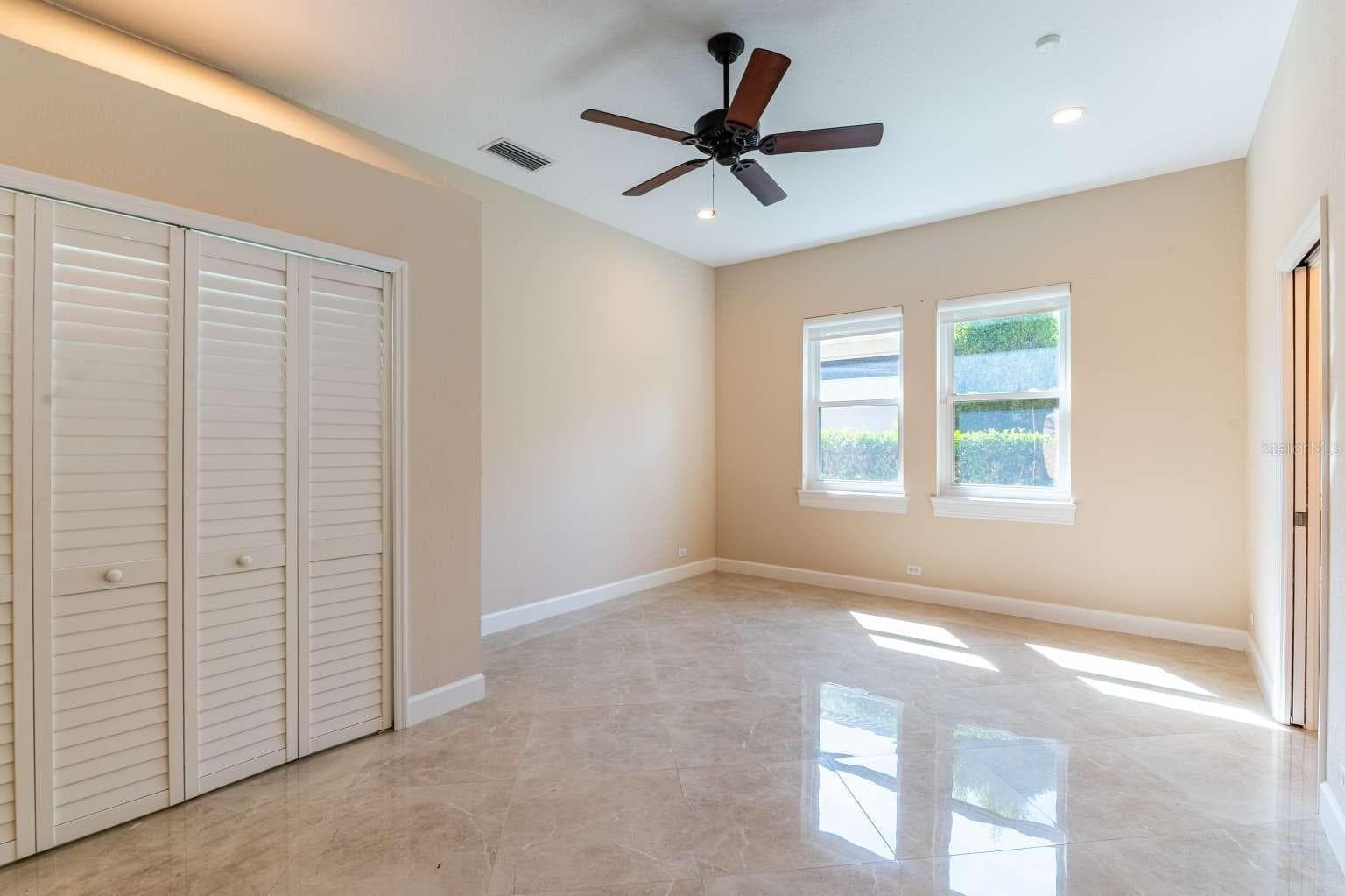 Single Family Residence at 6914 STANHOPE PL, BRADENTON, photo 14 of 47