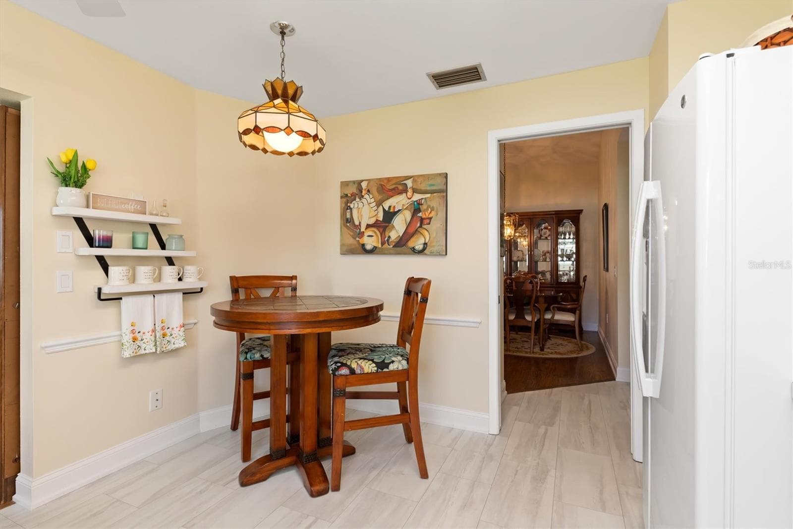 Single Family Residence at 609 BRAMBLEWOOD LN #181, ENGLEWOOD, photo 6 of 35