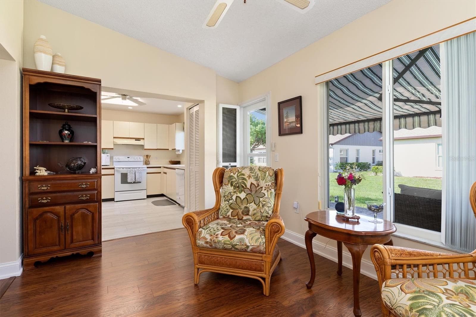Single Family Residence at 609 BRAMBLEWOOD LN #181, ENGLEWOOD, photo 12 of 35