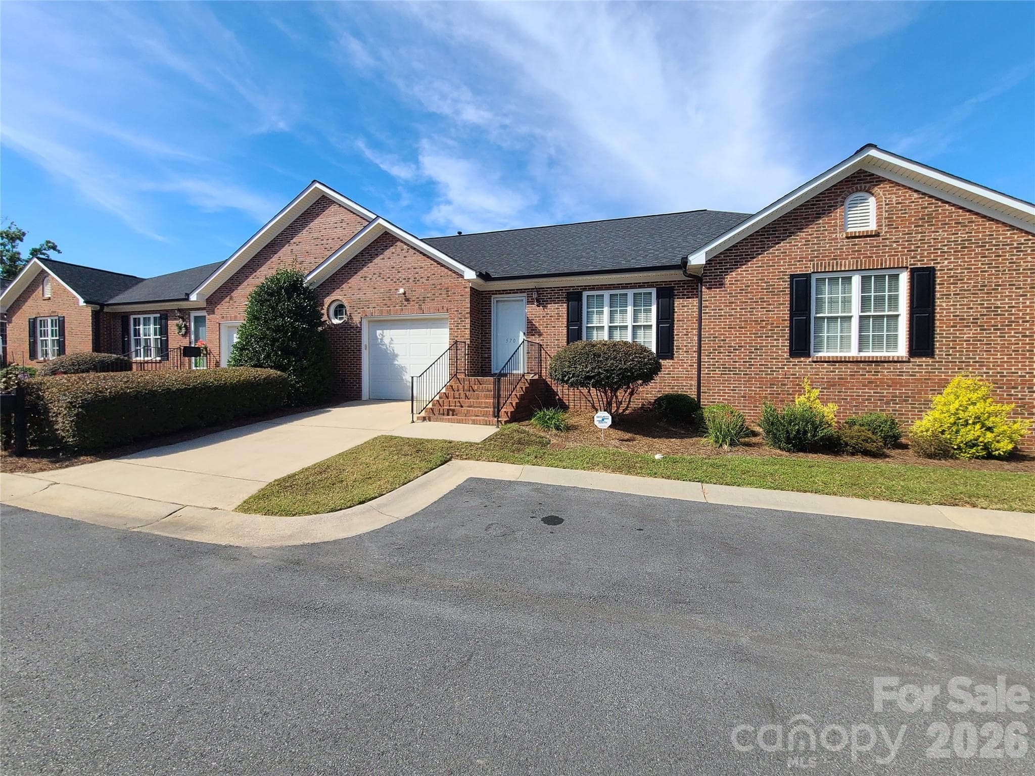 Condominium at 570 Queen Brogan Court, Gastonia, photo 2 of 35