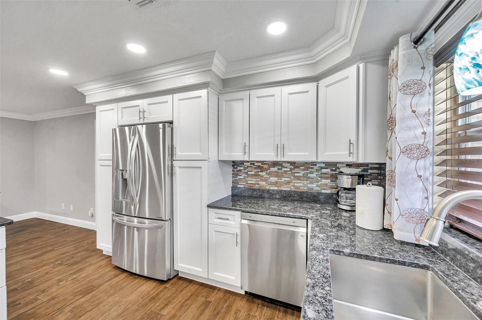 Single Family Residence at 8 CITRUS DR, PALM HARBOR, photo 27 of 95