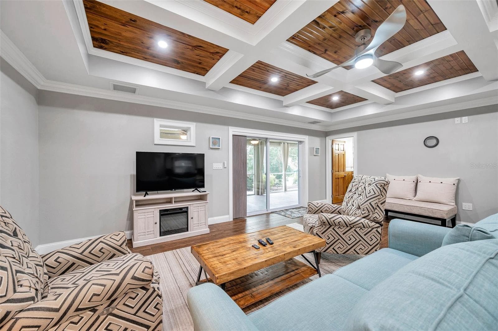 Single Family Residence at 8 CITRUS DR, PALM HARBOR, photo 49 of 95