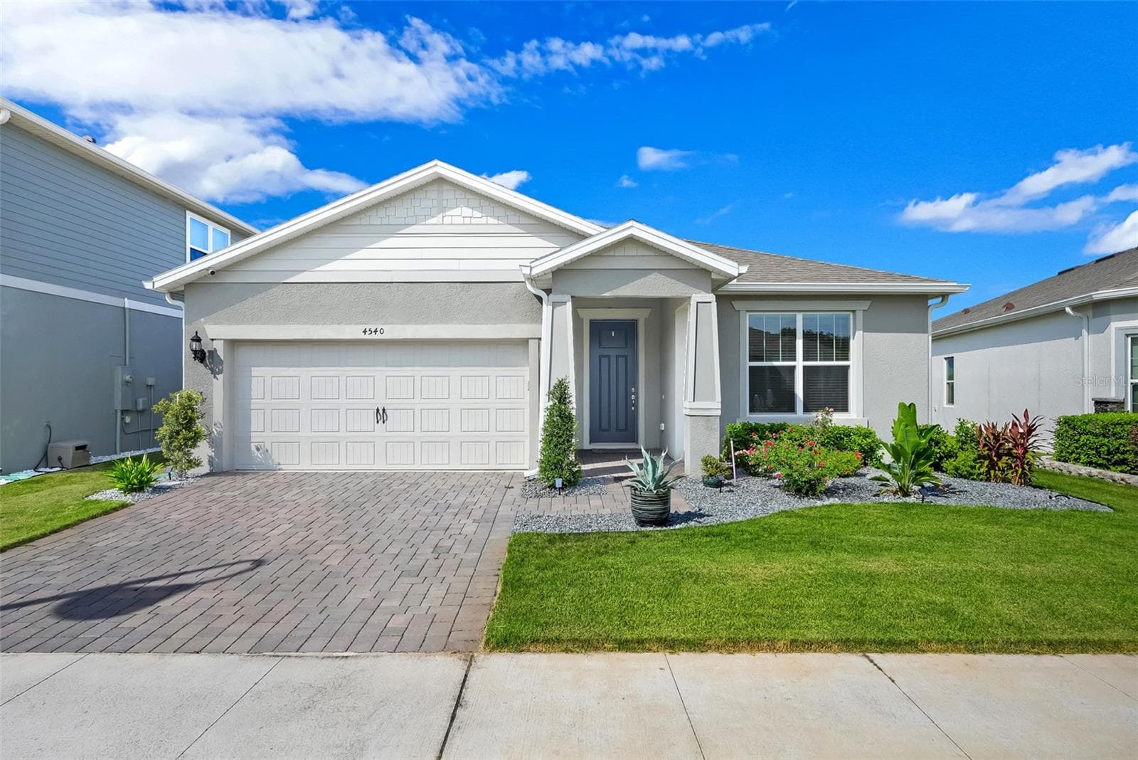 4540 GLIDING WAVE ST