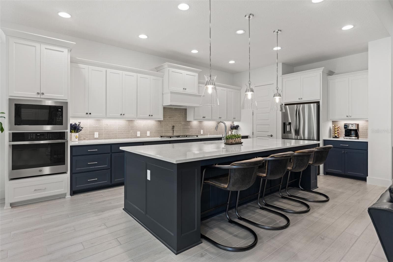 Single Family Residence at 4552 SOUTHERN VALLEY LOOP, BROOKSVILLE, photo 12 of 61