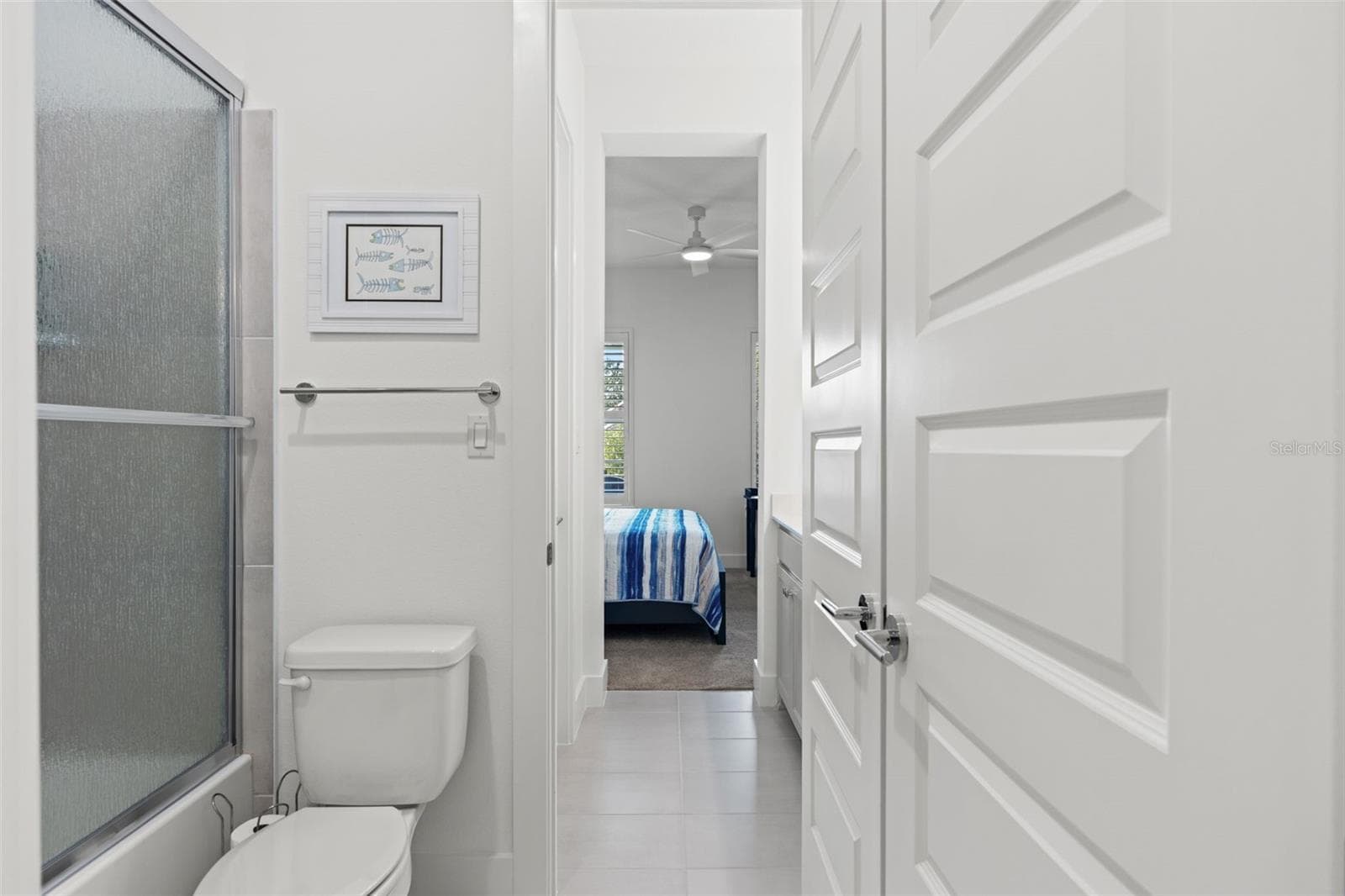 Jack and Jill bathroom - 4552 SOUTHERN VALLEY LOOP, BROOKSVILLE