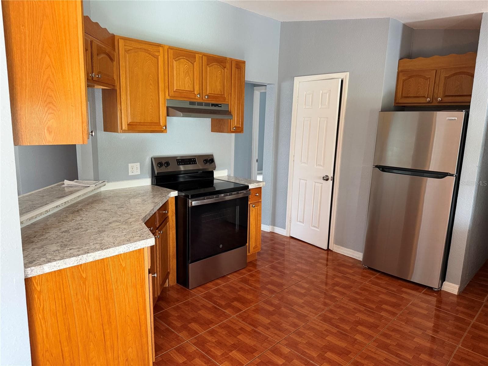 Manufactured Home at 6 SUGAR PINE LOOP, LAKE WALES, photo 8 of 26