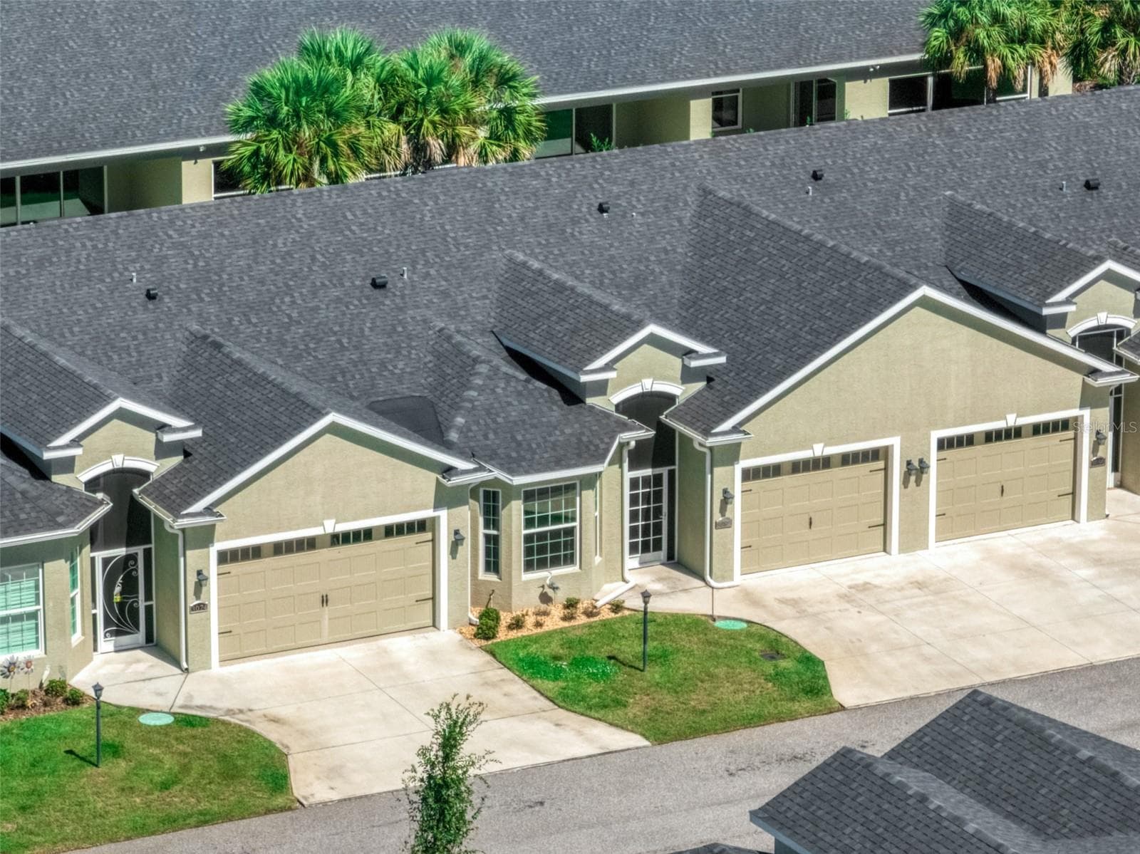 Villa Front - 3082 KAPALUA CT, SEBRING