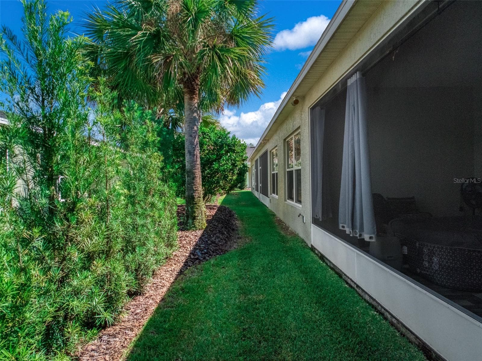 Backyard - 3082 KAPALUA CT, SEBRING