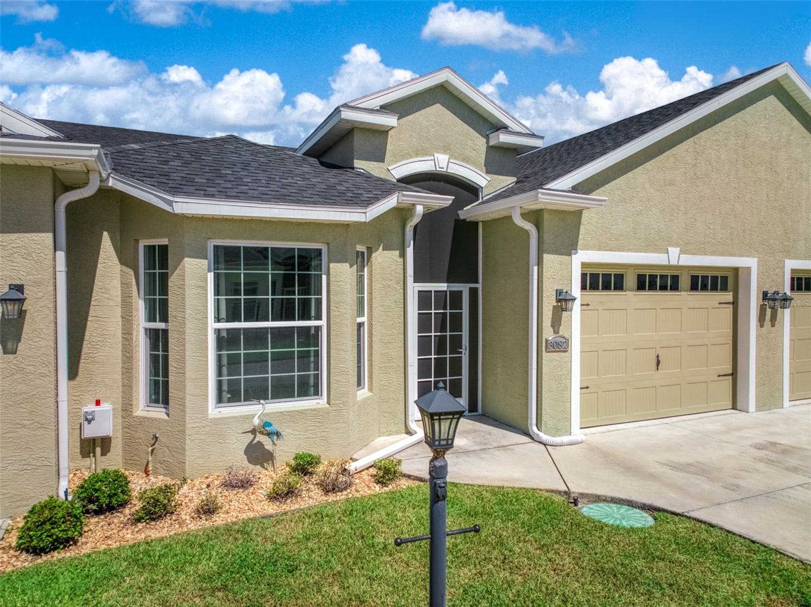 Villa Front - 3082 KAPALUA CT, SEBRING