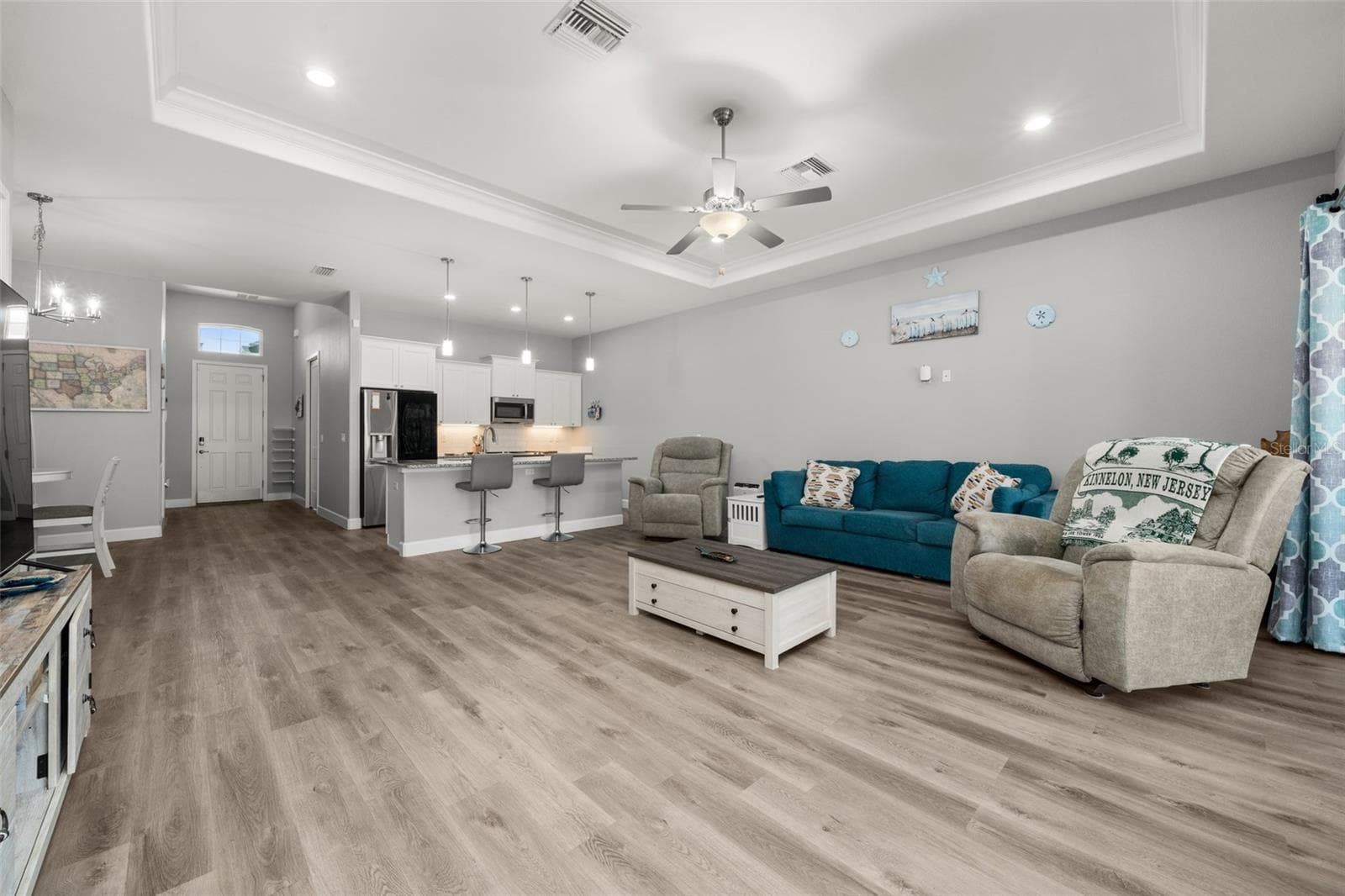 Living Room - 3082 KAPALUA CT, SEBRING