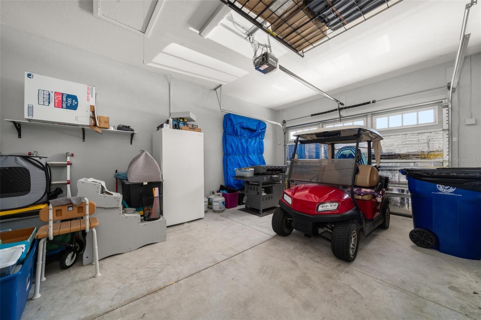 Garage- golf cart included - 3082 KAPALUA CT, SEBRING