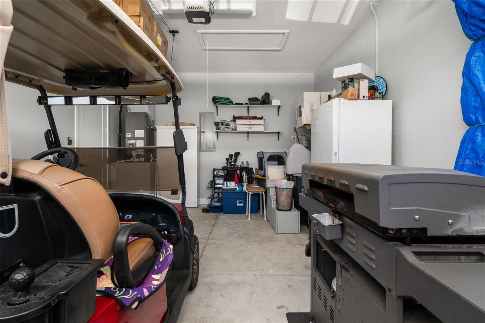 Garage- golf cart included - 3082 KAPALUA CT, SEBRING