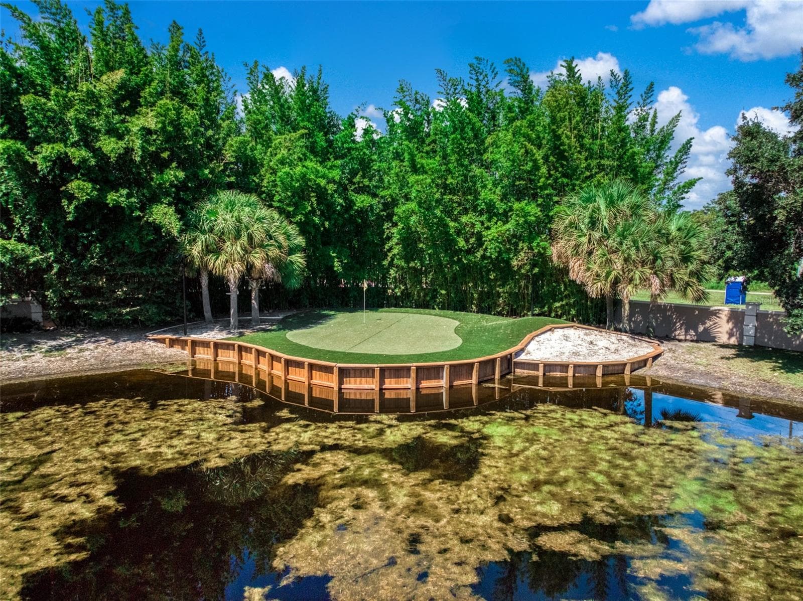 Magnolia Golf Villas chipping green - 3082 KAPALUA CT, SEBRING