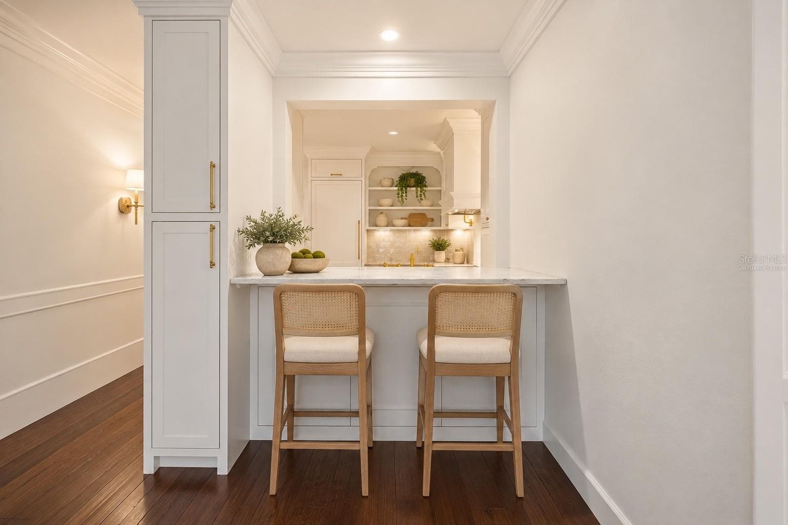Bar eating area *virtually staged - 640 N PARK AVE #3, WINTER PARK